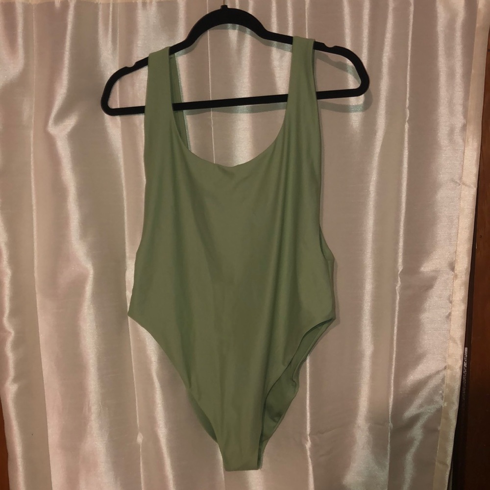 Bathing suit